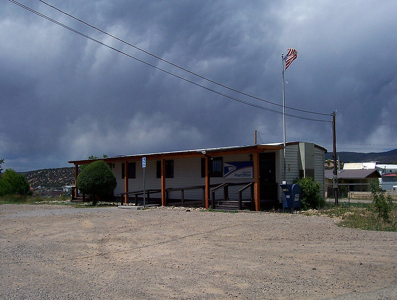 To Provide Public Alternative to ‘Predatory’ Wall Street Banks, Sanders and Gillibrand Unveil Postal Banking Act